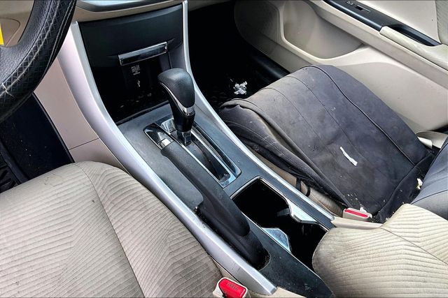 Thumbnail: 2015 Honda Accord - 9
