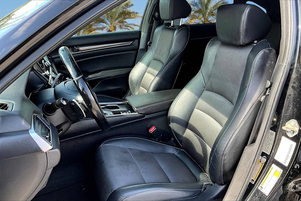 Thumbnail: 2019 Honda Accord - 10