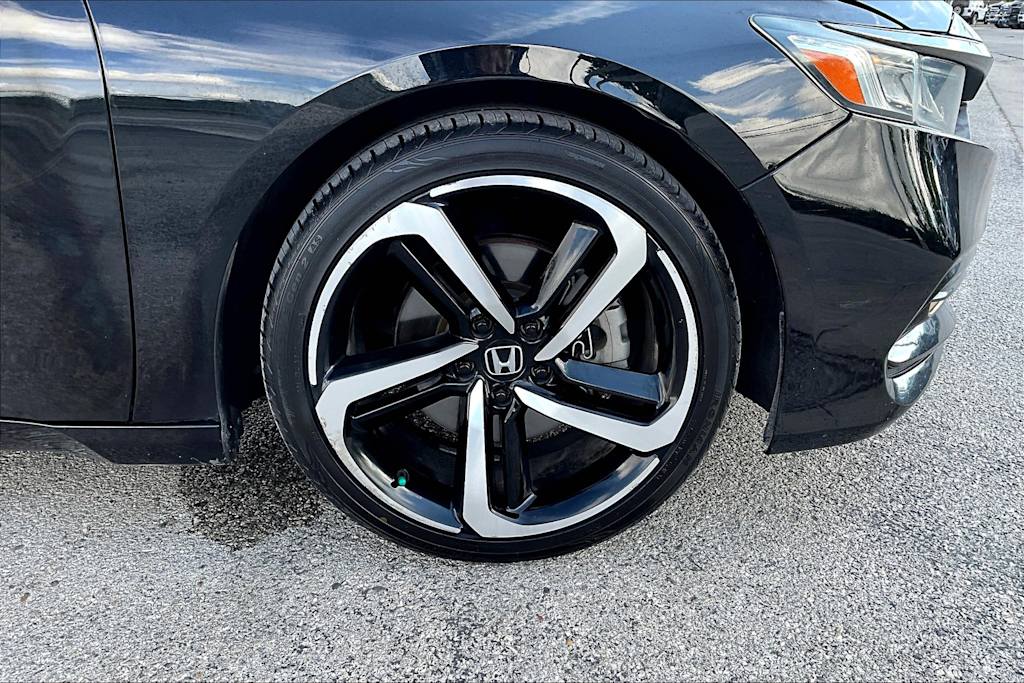 Thumbnail: 2019 Honda Accord - 32