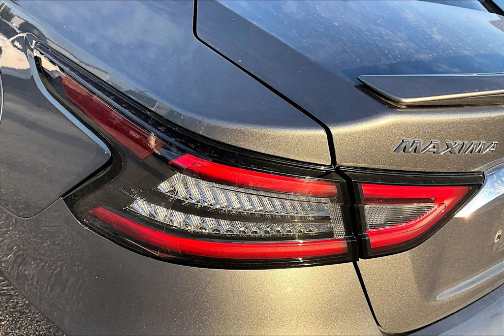 Thumbnail: 2019 Nissan Maxima - 21