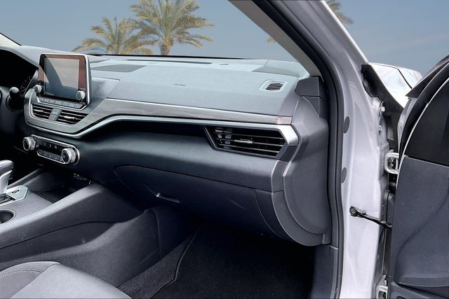 Thumbnail: 2025 Nissan Altima - 22