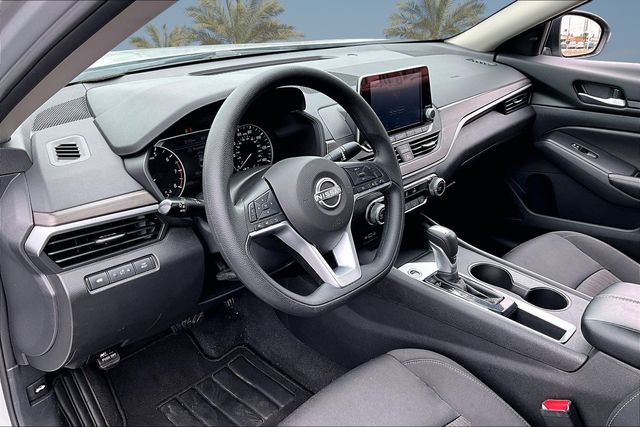 Thumbnail: 2025 Nissan Altima - 2