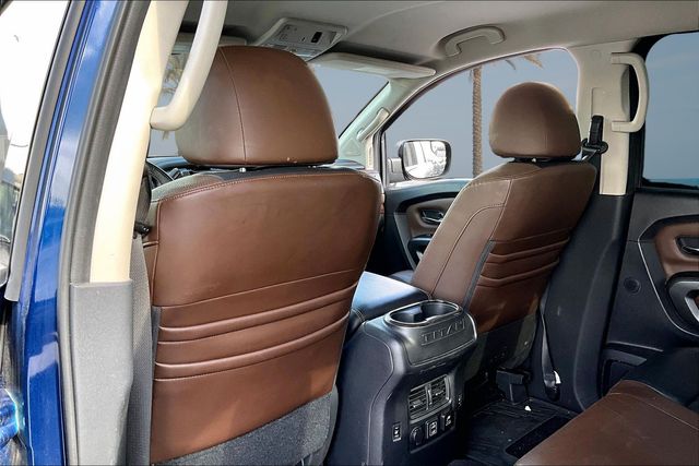 Thumbnail: 2019 Nissan Titan - 10