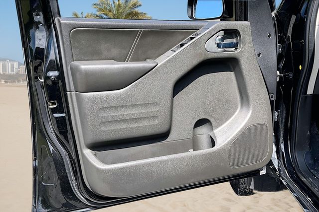Thumbnail: 2020 Nissan Frontier - 25