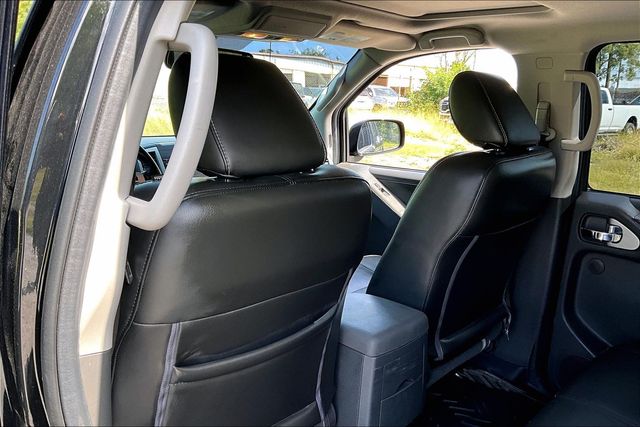Thumbnail: 2020 Nissan Frontier - 11