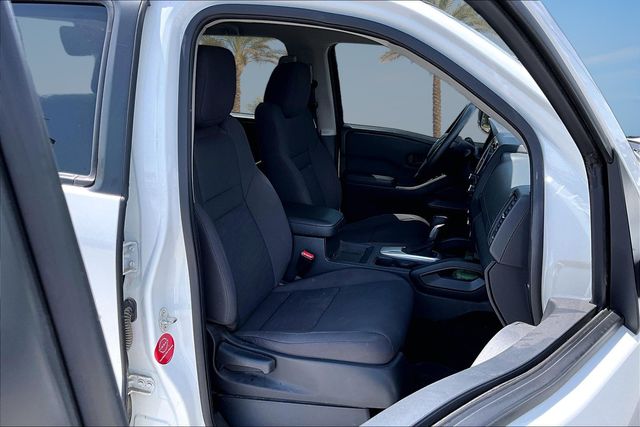 Thumbnail: 2022 Nissan Frontier - 14