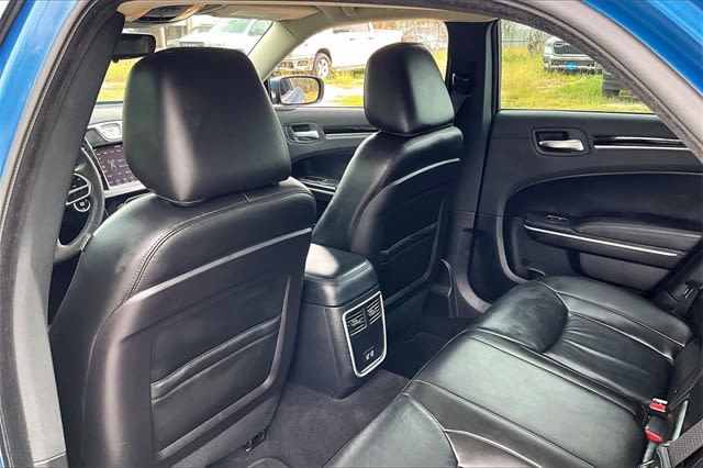 Thumbnail: 2023 Chrysler 300 - 13