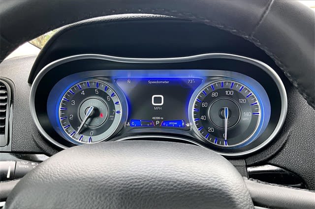 Thumbnail: 2023 Chrysler 300 - 17