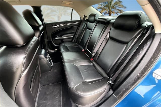 Thumbnail: 2023 Chrysler 300 - 19