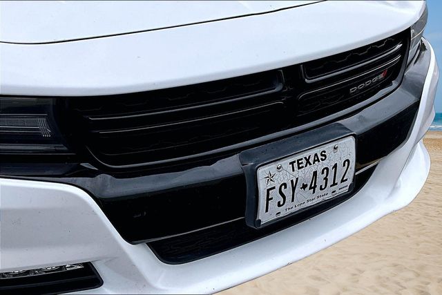 Thumbnail: 2015 Dodge Charger - 17