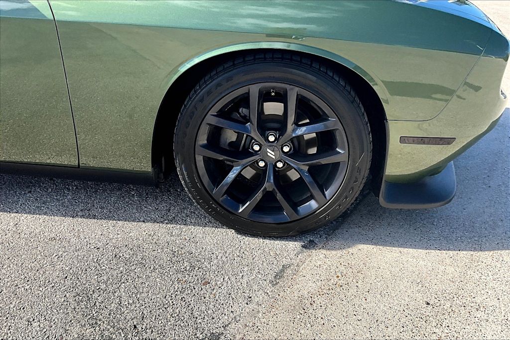 Thumbnail: 2022 Dodge Challenger - 32