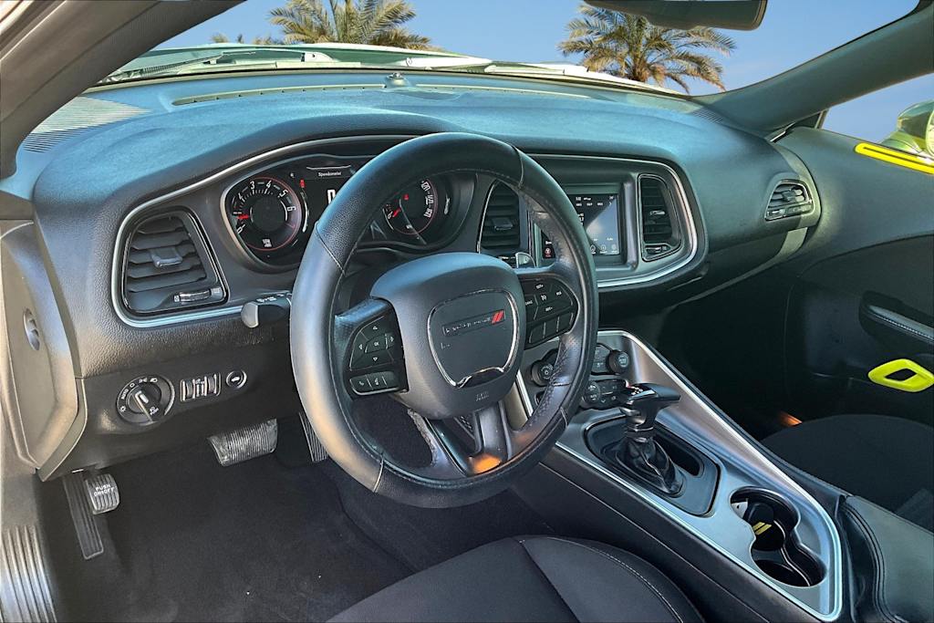 Thumbnail: 2022 Dodge Challenger - 2