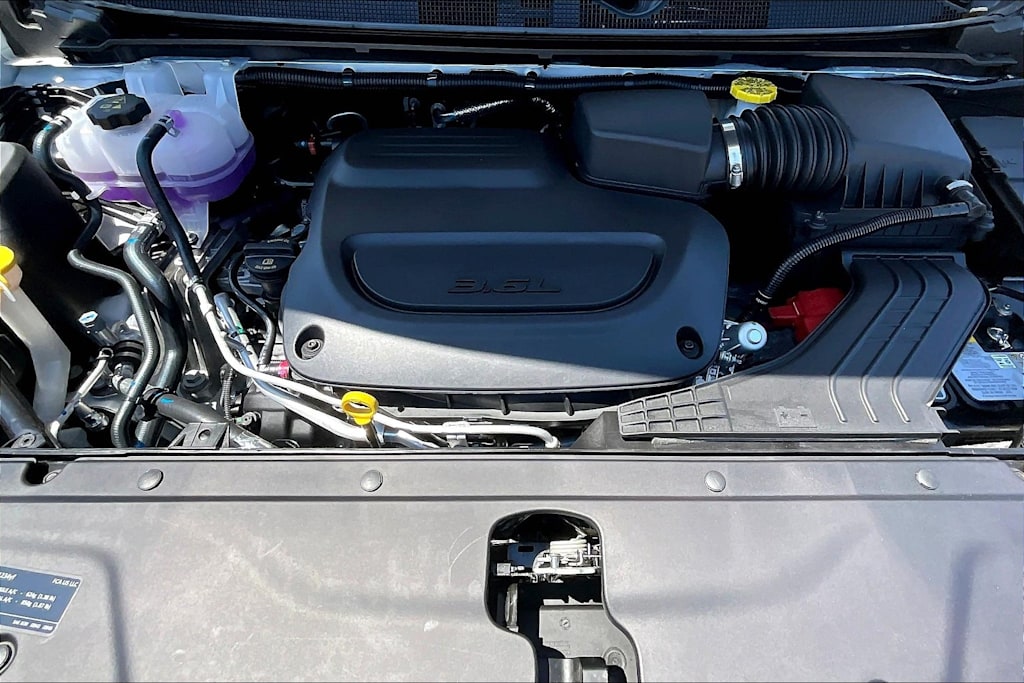 Thumbnail: 2026 Chrysler Pacifica - 9