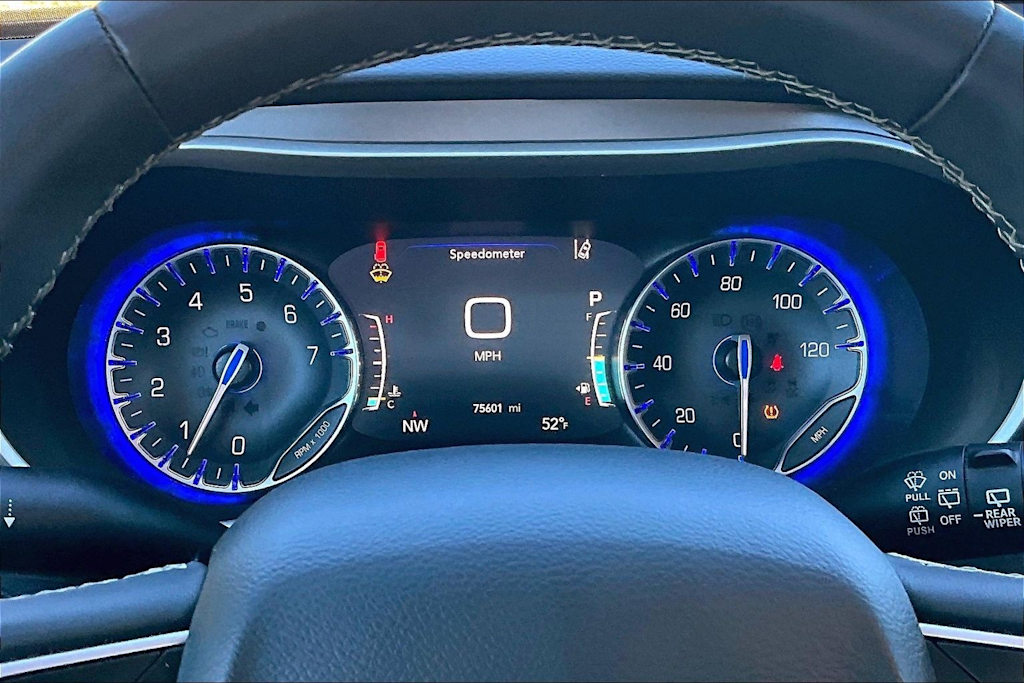 Thumbnail: 2022 Chrysler Pacifica - 15