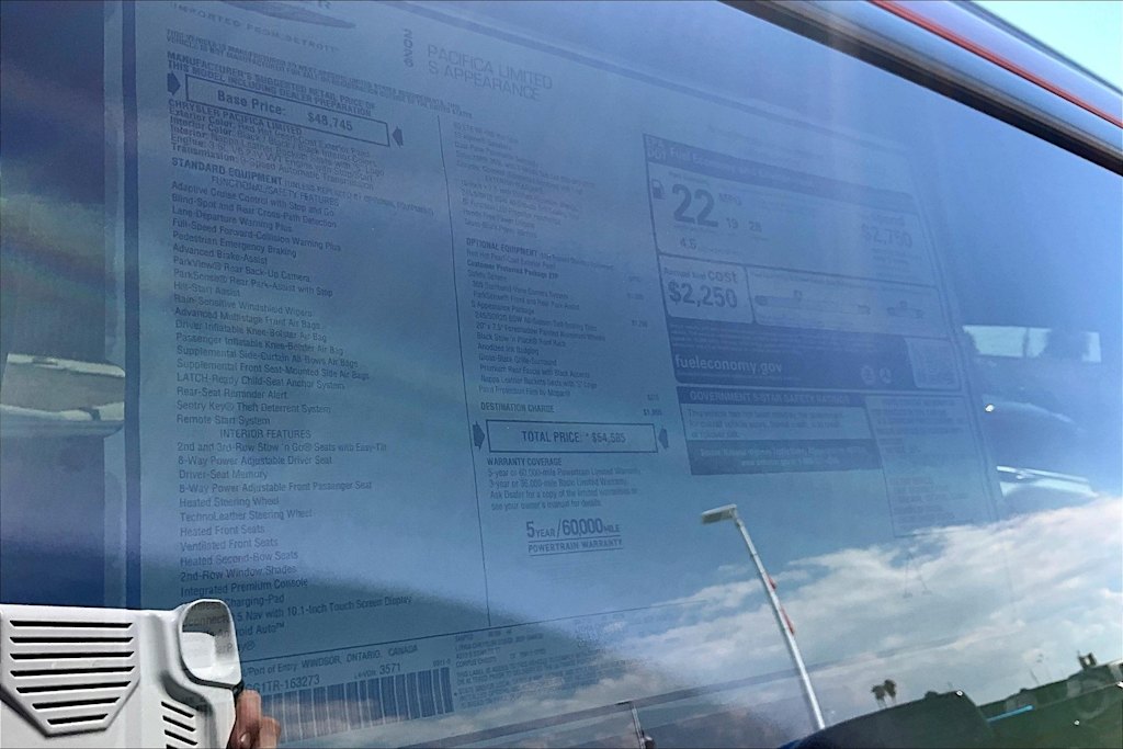 Thumbnail: 2026 Chrysler Pacifica - 21