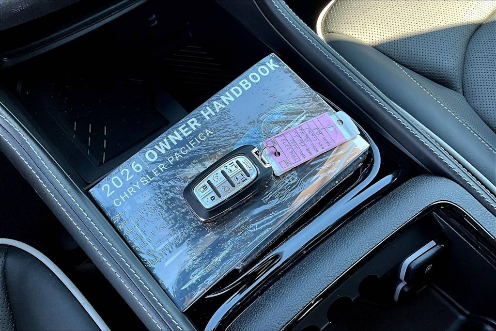 Thumbnail: 2026 Chrysler Pacifica - 19