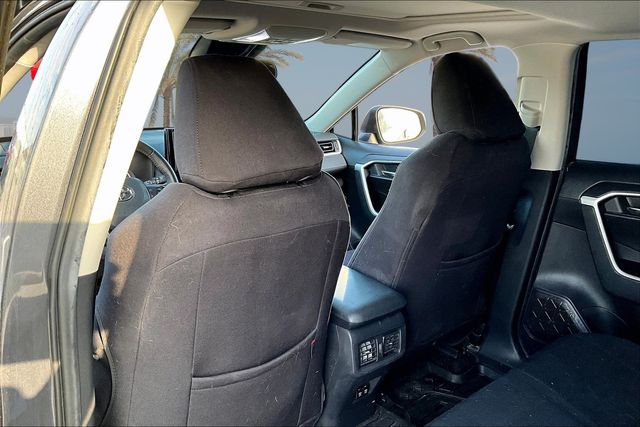 Thumbnail: 2020 Toyota RAV4 - 10