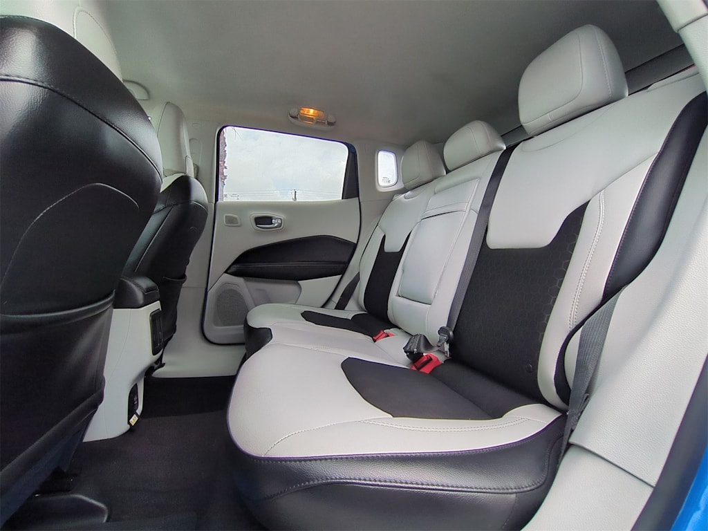 2018 Jeep Compass Latitude 26