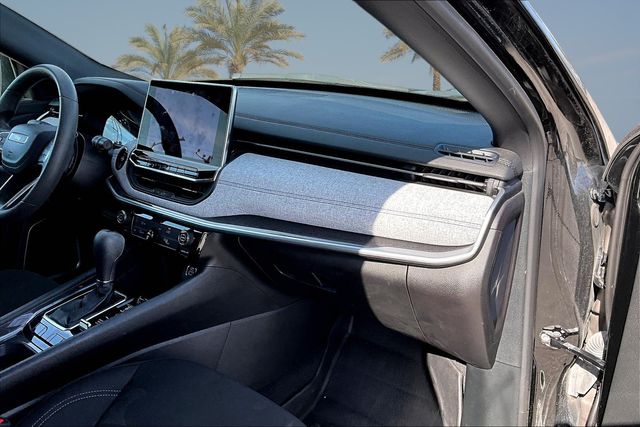 Thumbnail: 2024 Jeep Compass - 8