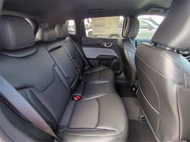 Thumbnail: 2025 Jeep Compass - 27