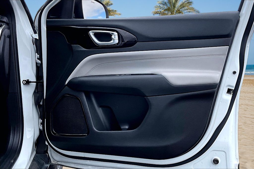 Thumbnail: 2024 Jeep Compass - 18
