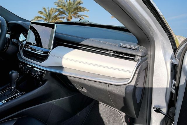 Thumbnail: 2025 Jeep Compass - 23