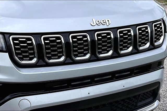 Thumbnail: 2025 Jeep Compass - 30
