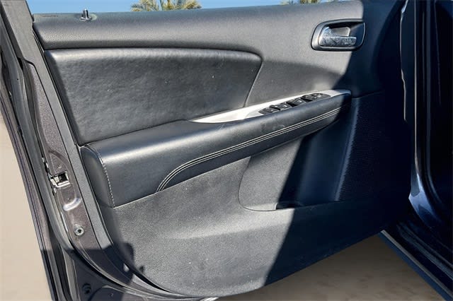 Thumbnail: 2020 Dodge Journey - 24