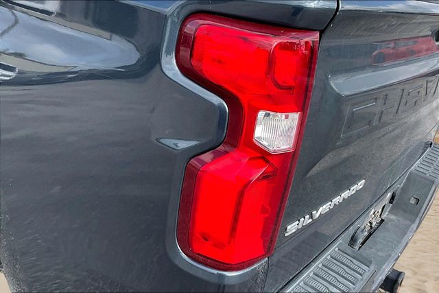 Thumbnail: 2019 Chevrolet Silverado 1500 - 21
