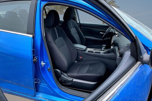 2025 Nissan Sentra SV - Photo 10