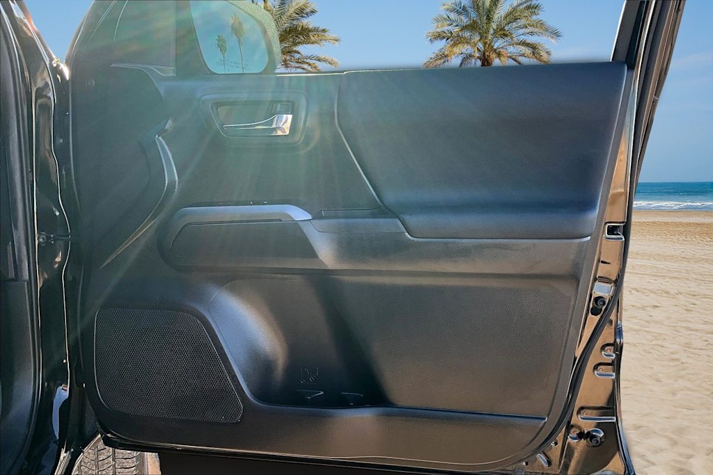 Thumbnail: 2023 Toyota Tacoma - 30