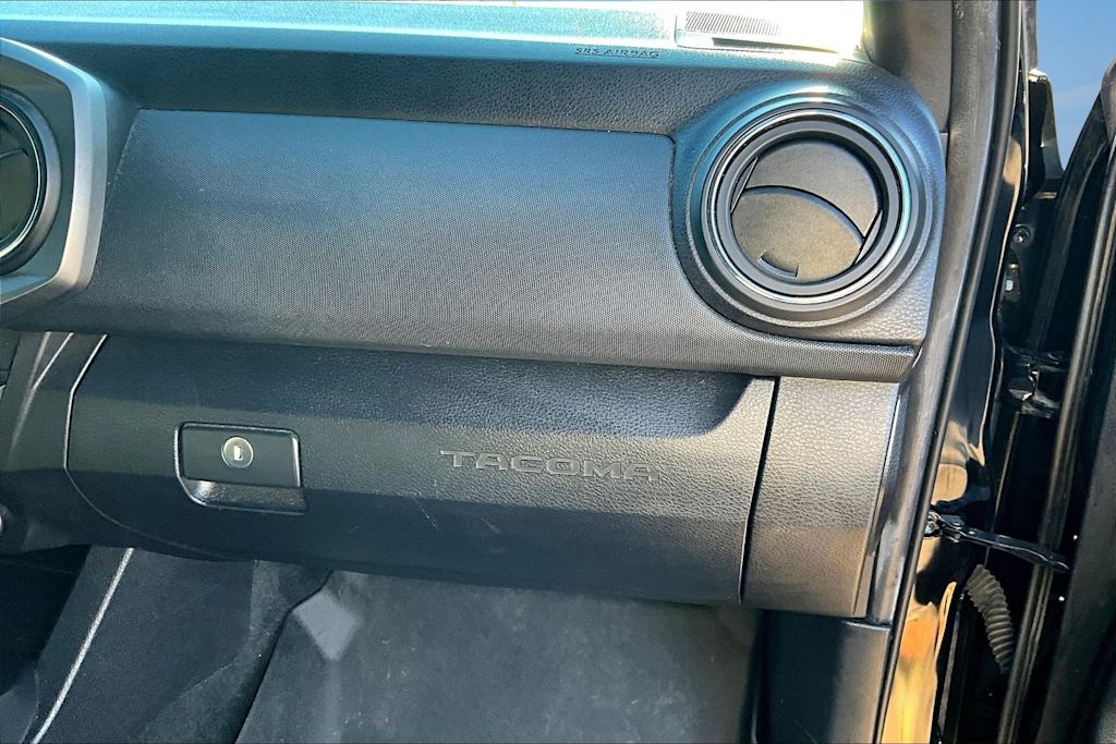 Thumbnail: 2023 Toyota Tacoma - 25