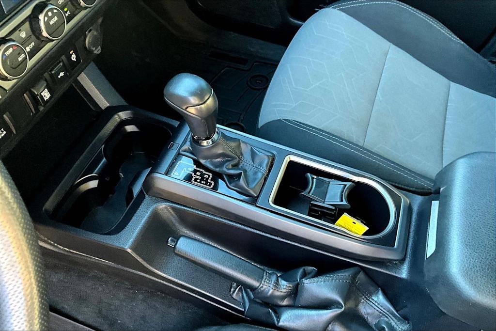 Thumbnail: 2023 Toyota Tacoma - 17