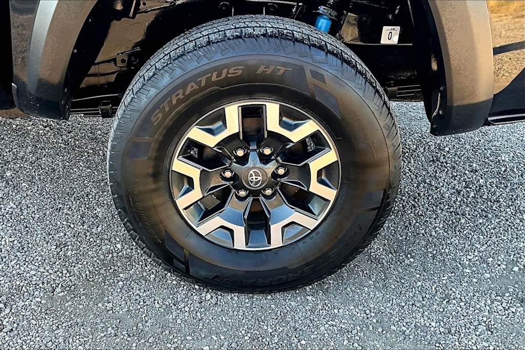 Thumbnail: 2023 Toyota Tacoma - 36