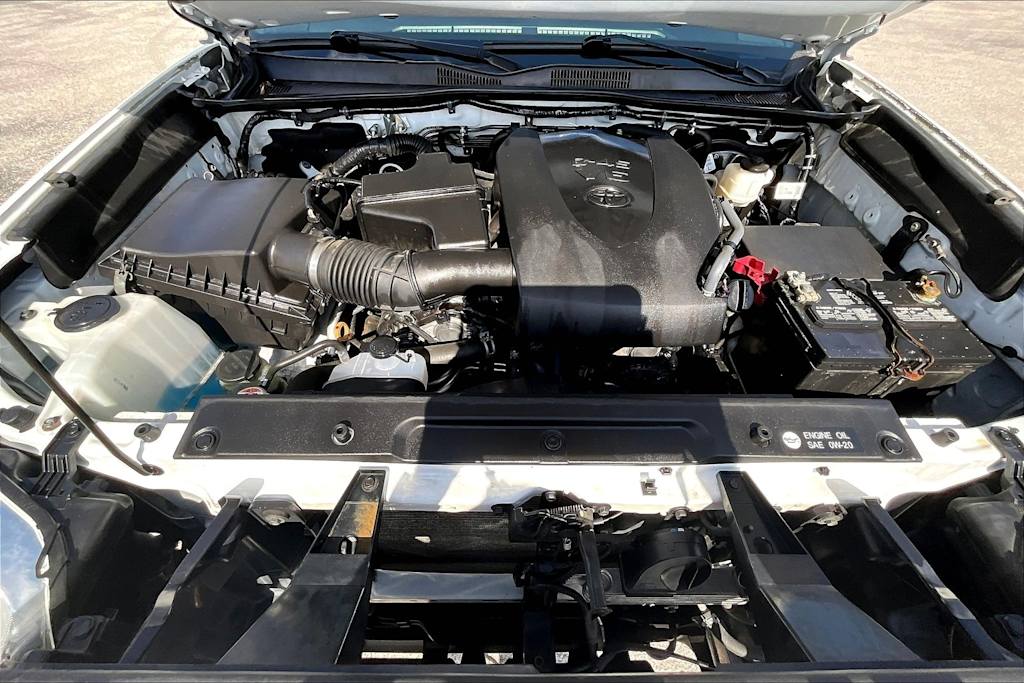 Thumbnail: 2019 Toyota Tacoma - 9
