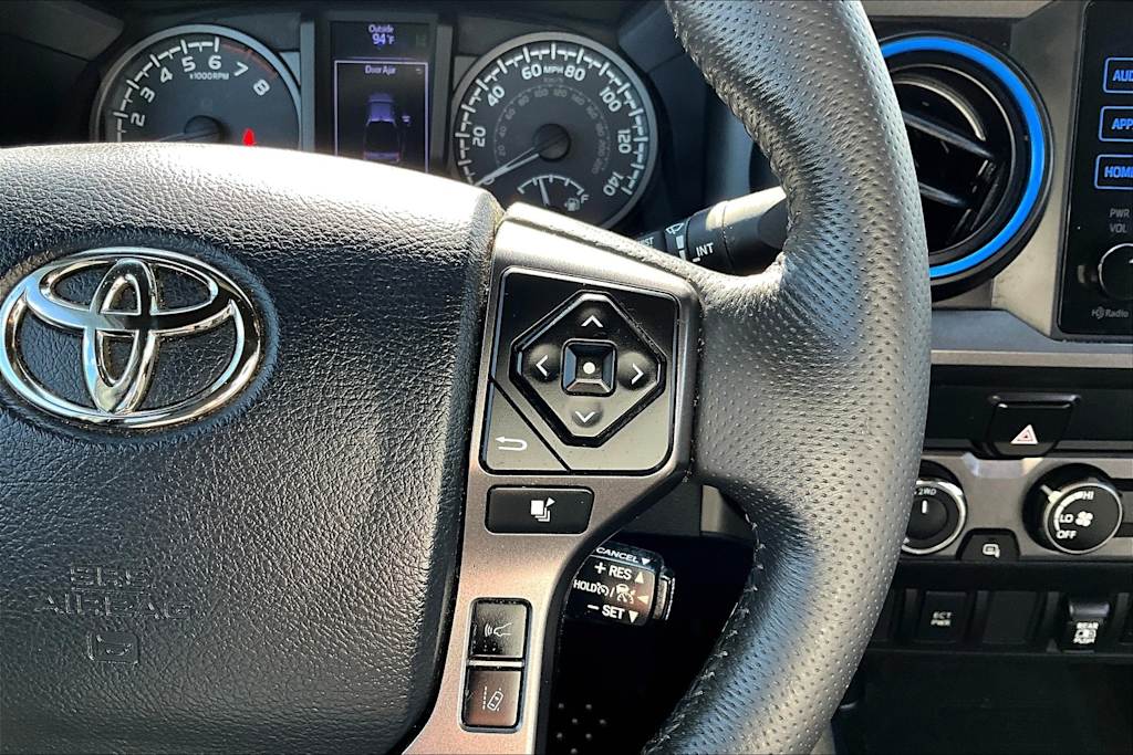 Thumbnail: 2019 Toyota Tacoma - 25