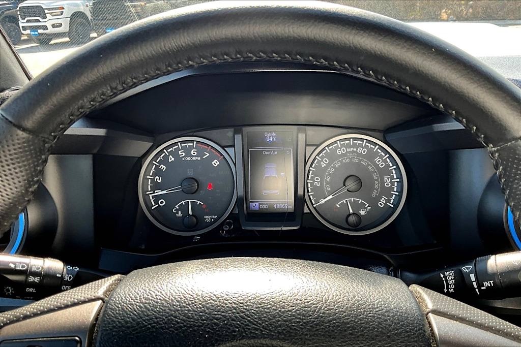 Thumbnail: 2019 Toyota Tacoma - 17