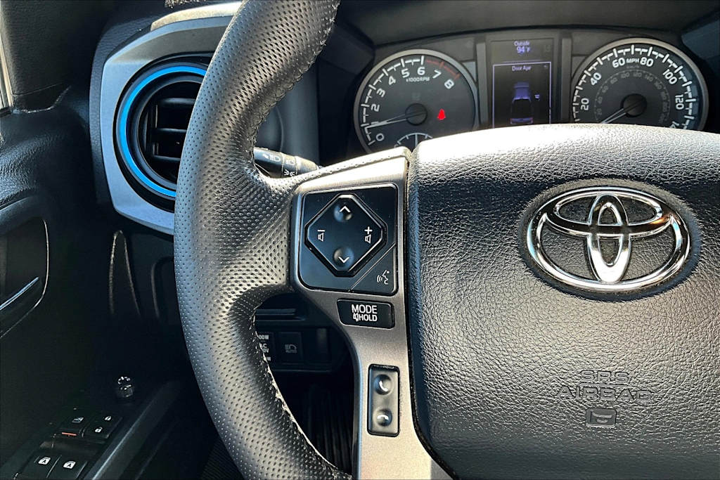 Thumbnail: 2019 Toyota Tacoma - 24
