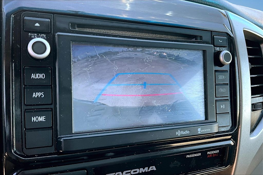 Thumbnail: 2015 Toyota Tacoma - 26