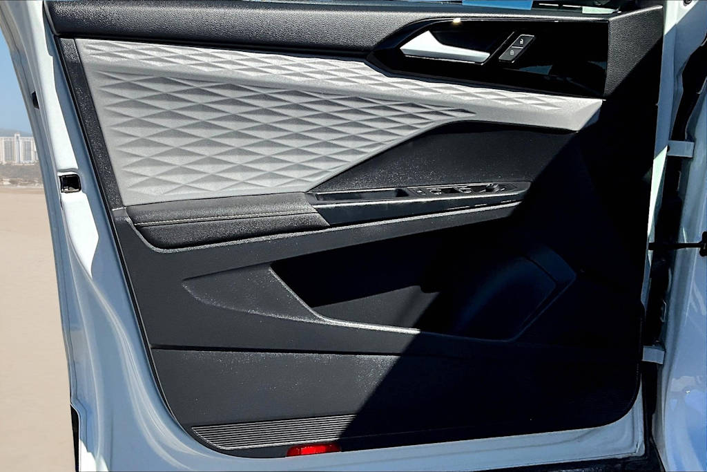 Thumbnail: 2024 Volkswagen Taos - 27