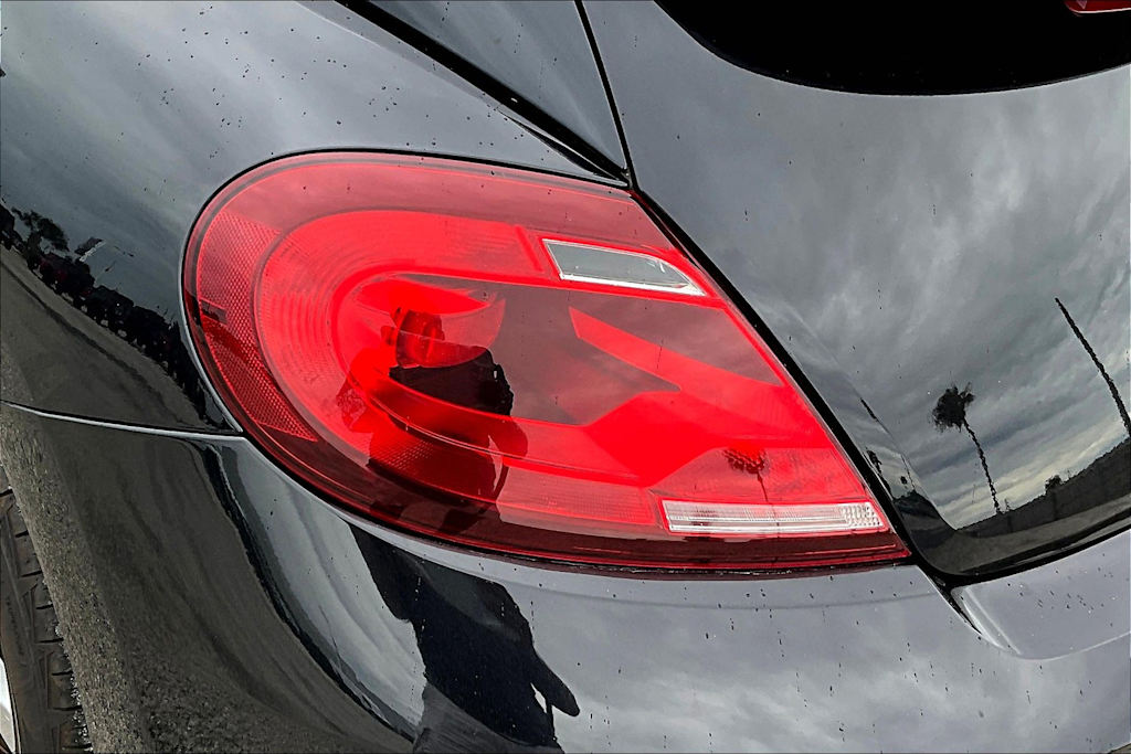 Thumbnail: 2019 Volkswagen Beetle - 30