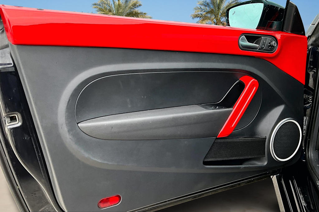 Thumbnail: 2019 Volkswagen Beetle - 27