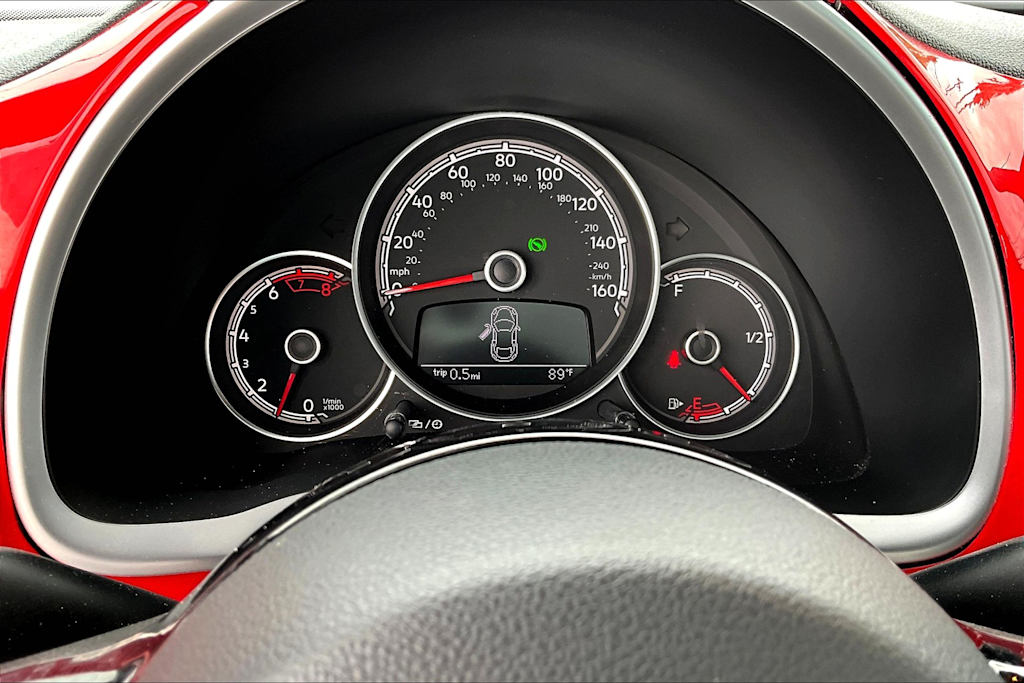 Thumbnail: 2019 Volkswagen Beetle - 18