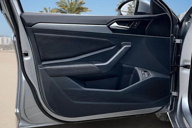 Thumbnail: 2024 Volkswagen Jetta - 25