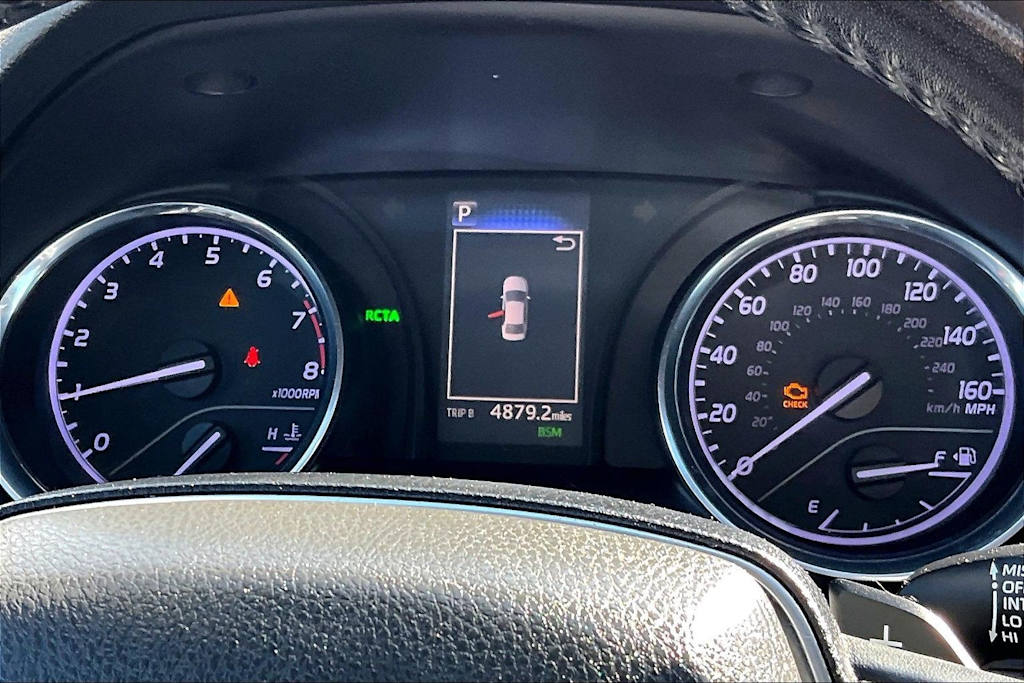 Thumbnail: 2019 Toyota Camry - 17