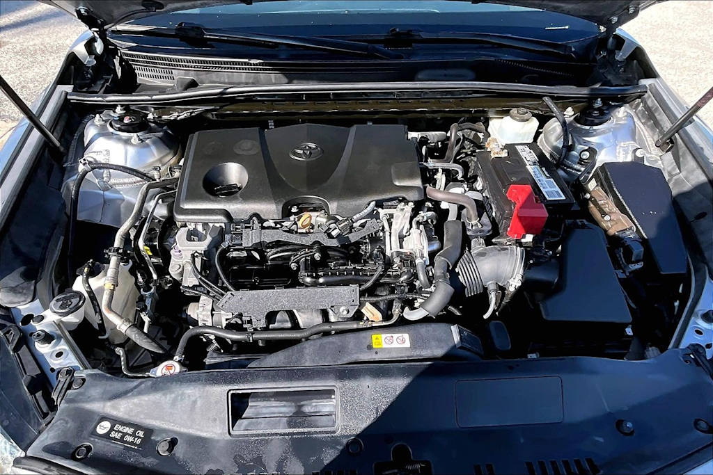 Thumbnail: 2019 Toyota Camry - 9