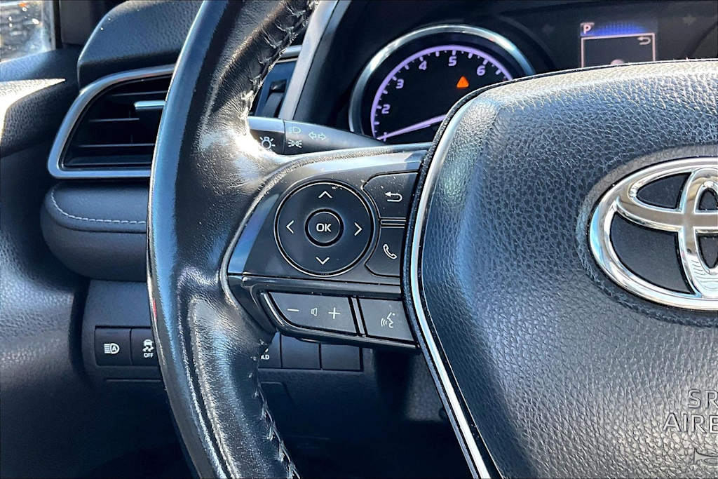 Thumbnail: 2019 Toyota Camry - 23