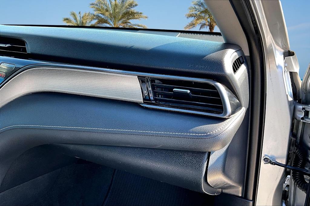 Thumbnail: 2019 Toyota Camry - 22