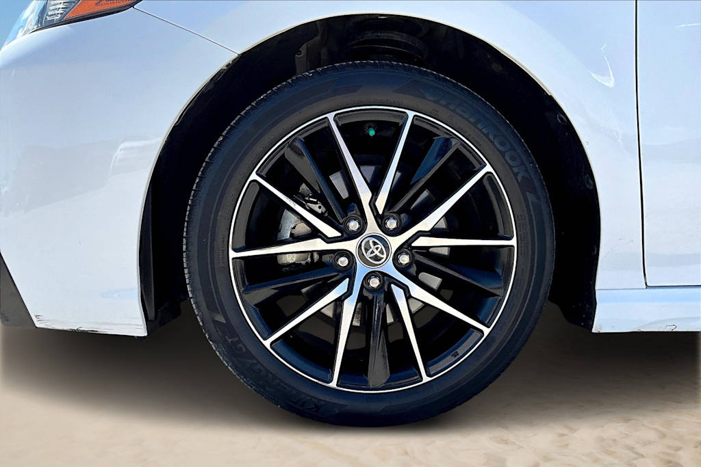 Thumbnail: 2023 Toyota Camry - 8