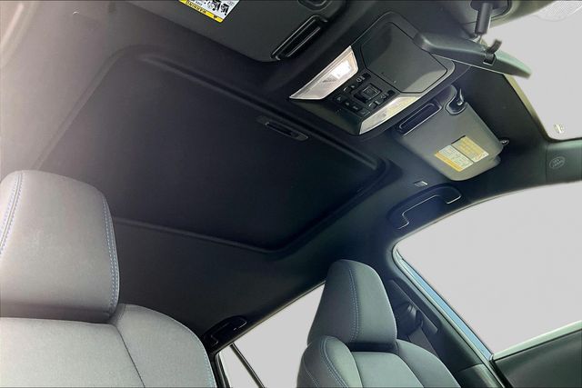 Thumbnail: 2023 Toyota RAV4 - 20
